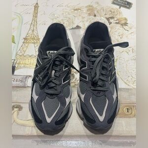 New Balance 9060 Unisex, 
Running Shoes, Castlerock Grey Pristine Condition